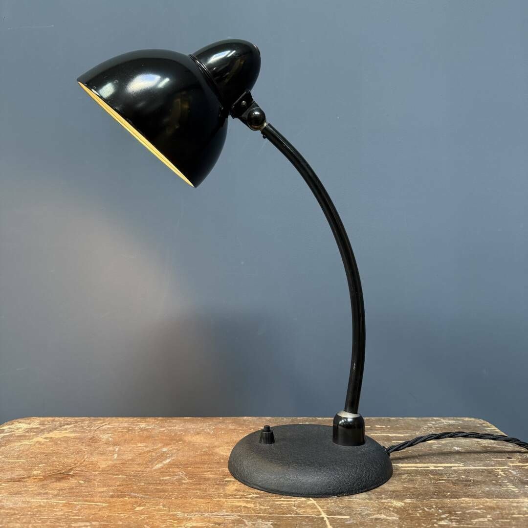 Zwarte Beha Leuchten Bauhaus Bureaulamp photo for sale