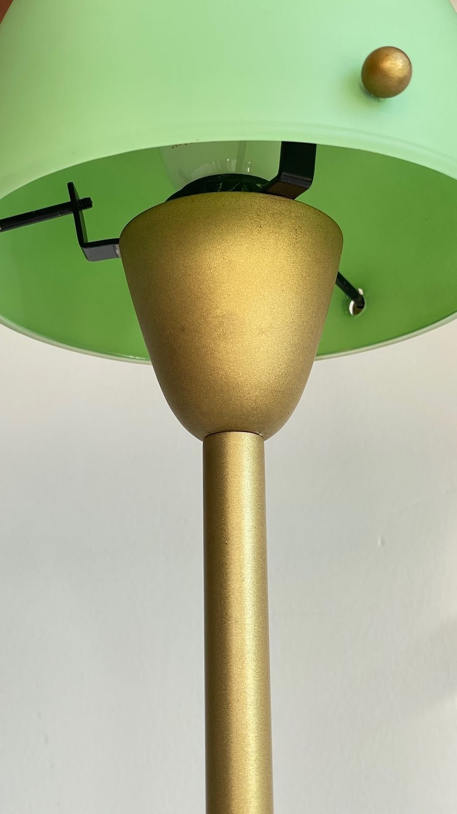 photo furniture Mushroom Shaped Lamp In Steel And Opaline Glass Vintage