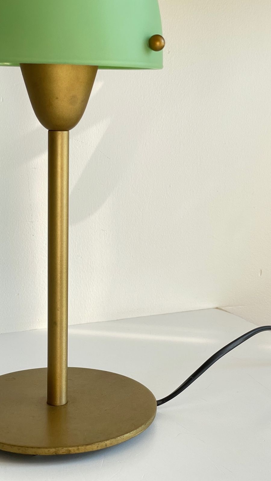 photo buy Mushroom Shaped Lamp In Steel And Opaline Glass Vintage