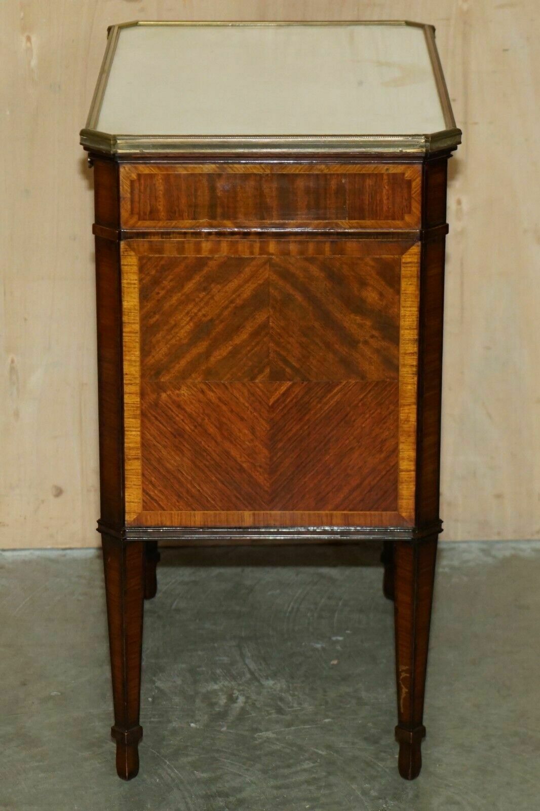 photo vintage Antique Cir 1920 Faux Stack Of Books Leather Carrara Marble Side Table Drawers