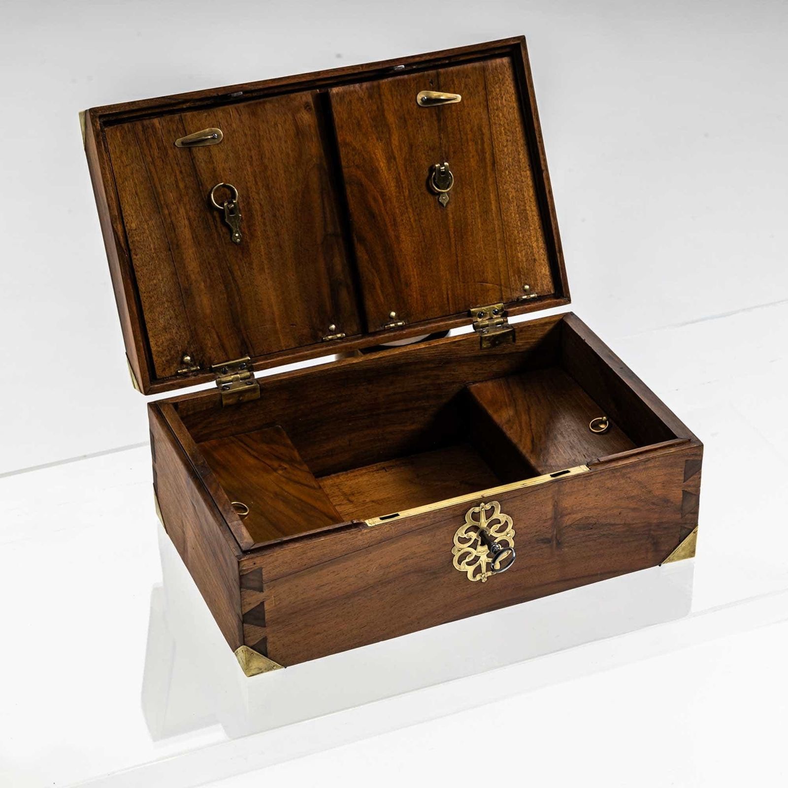 Traveller's Casket, German, Early 19th Century photo vinterior