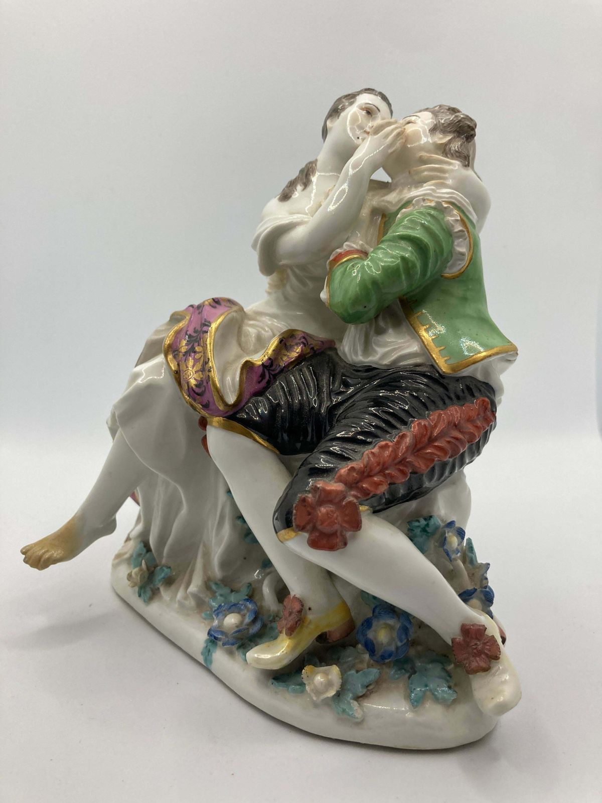 18th Century Meissen Porcelain Figurine, 'Pair Of Lovers',  Model No 571 photo furniture