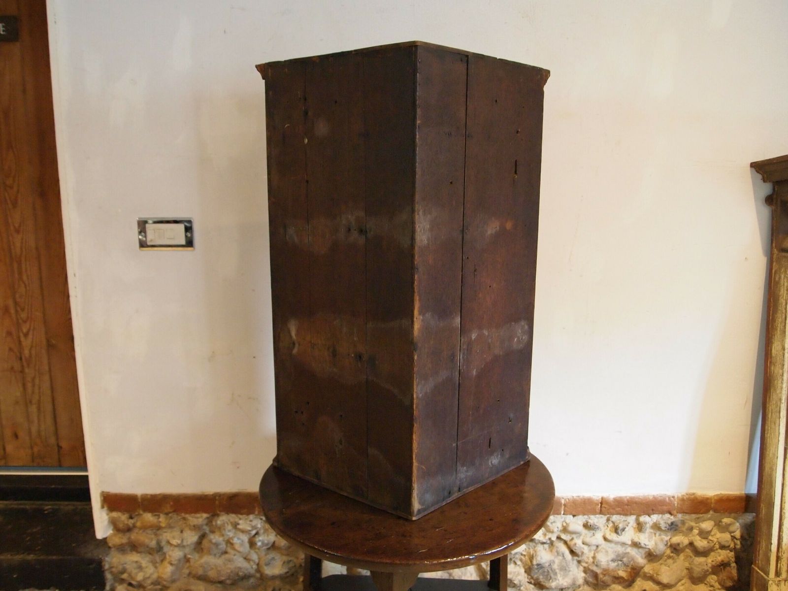 photo furniture Cupboard Rare Queen Anne Corner Cabinet Walnut C1700