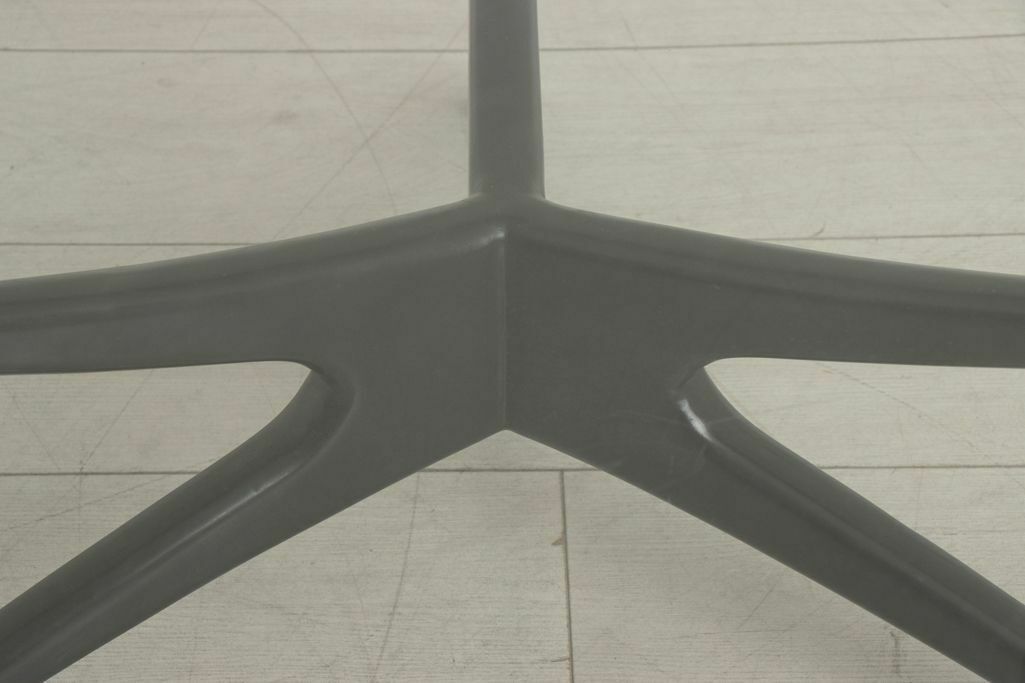 Midcentury Tri Symmetrical Coffee Table By Vladimir Kagan, USA C.1950 photo vinterior