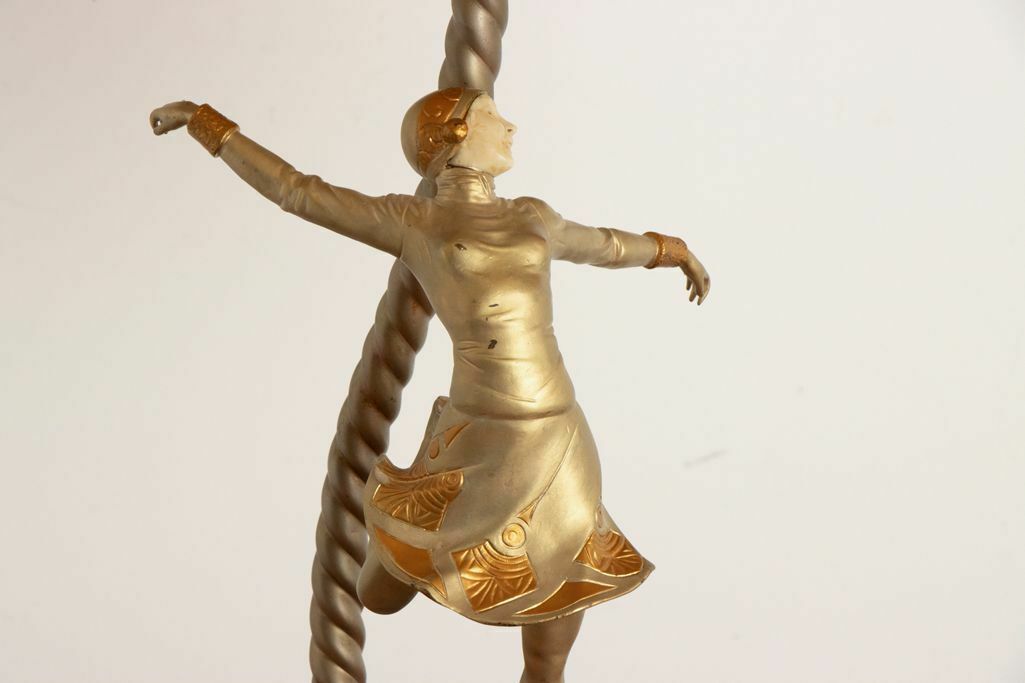 Large Art Deco Sculptural Lamp Of A Female Skater On Stepped Marble Base C.1930 photo 2450.0