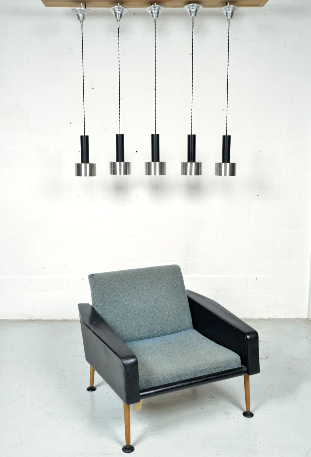 Set Of 5 Midcentury Dutch Pendant Hanging Lights By Nico Kooy For Raak Amsterdam Black Chrome photo Lighting