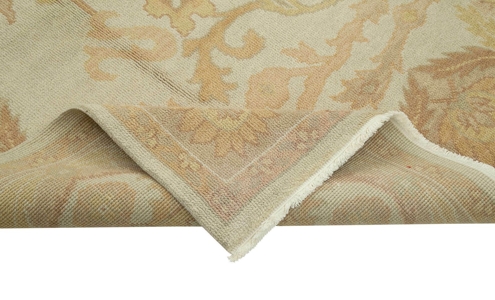 Hand Knotted Oushak Rug photo vinterior