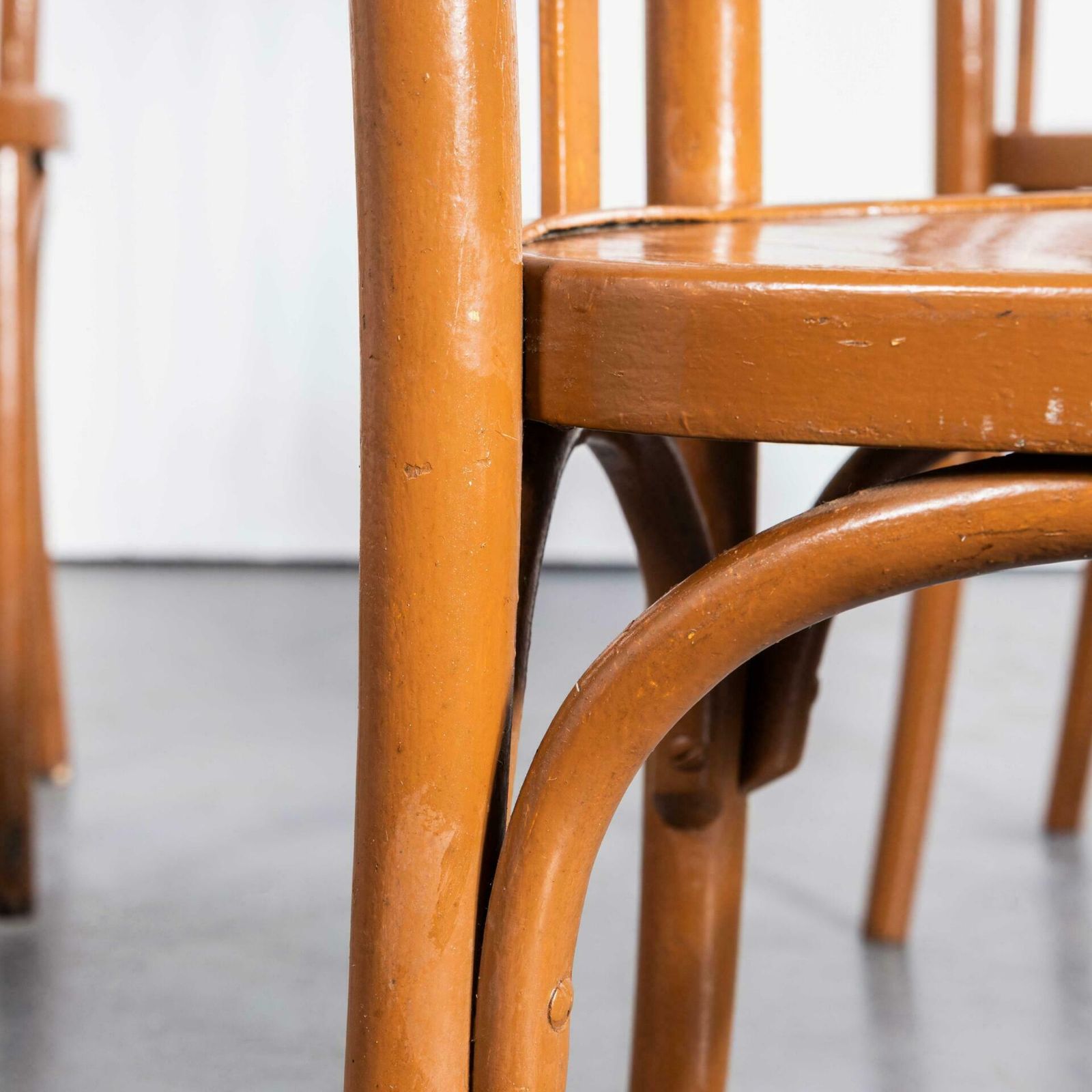 1950’s Bentwood Nougat Painted Beech Bentwood Dining Chairs – Set Of Seven photo for sale