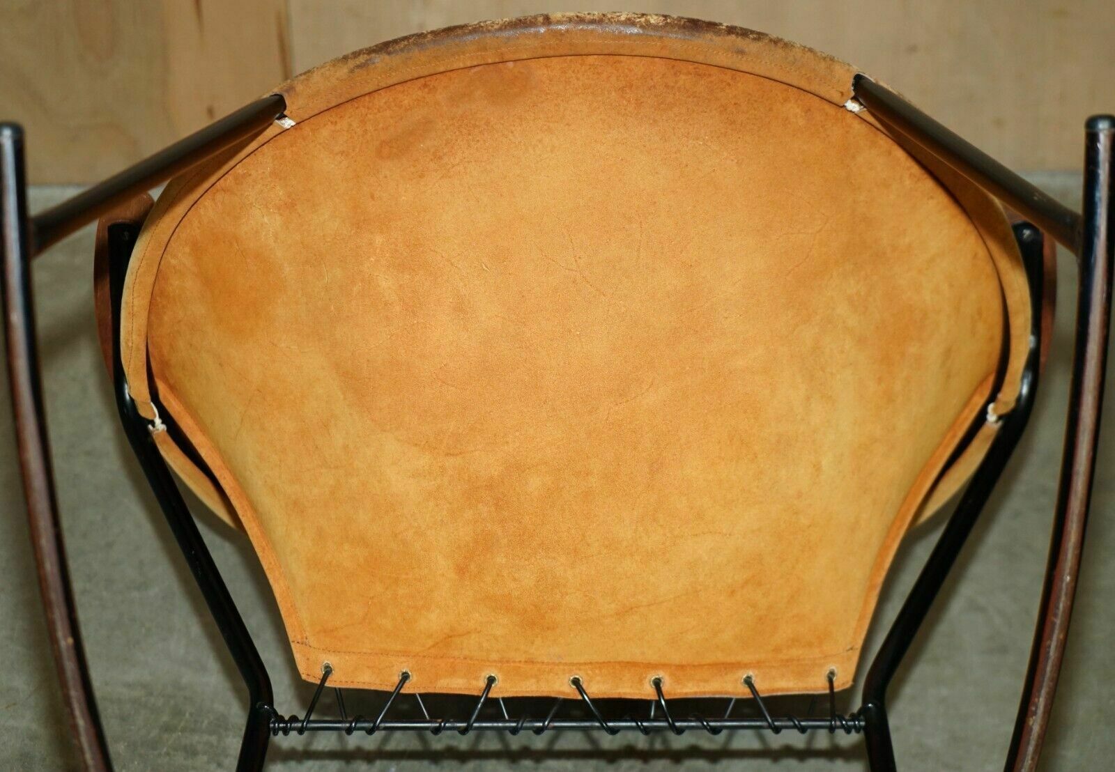 photo vinterior 1960's Rare Balloon Lounge Rocking Armchair By Hans Olsen For Warm Nordic