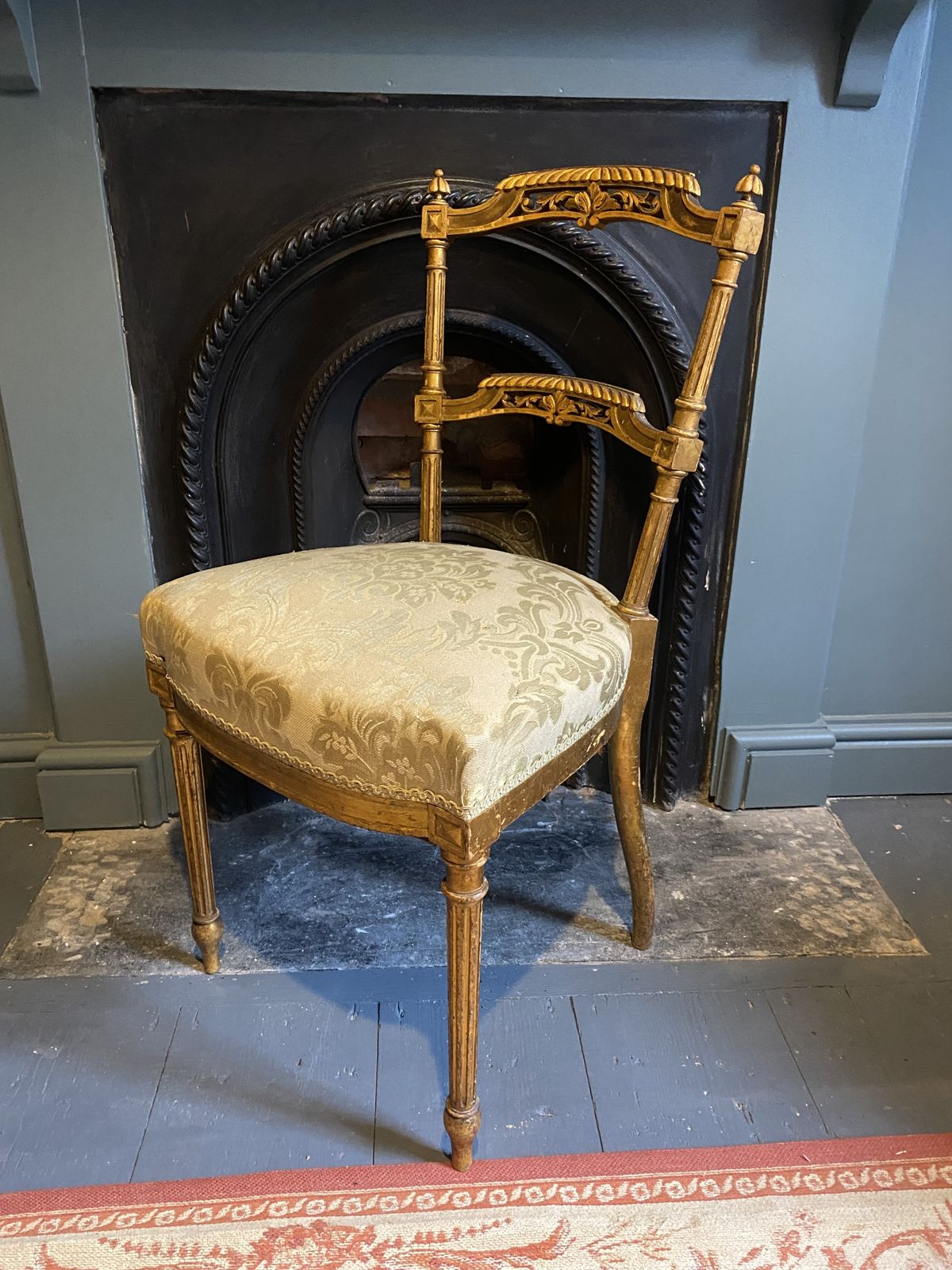 photo buy A Pair Of French 19th Century Gilded Chairs