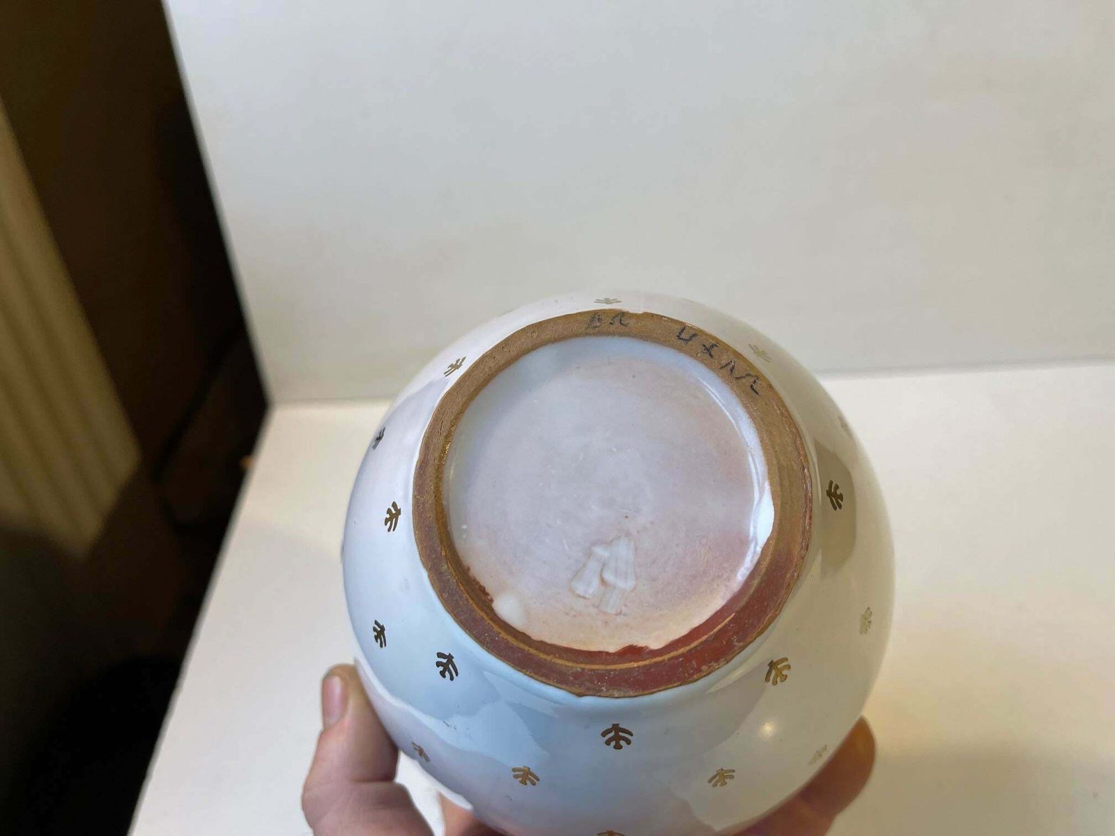 Ovoid White & Gold Glazed Ceramic Vase In The Style Of Wilhelm Kåge photo 369.0