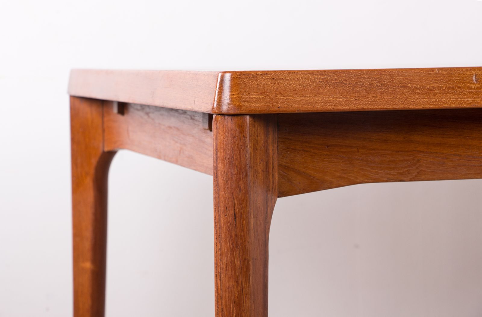 Table à manger danoise extensible en teck par Henning Kjaernulf pour Vejle Stole, 1960. photo vintage