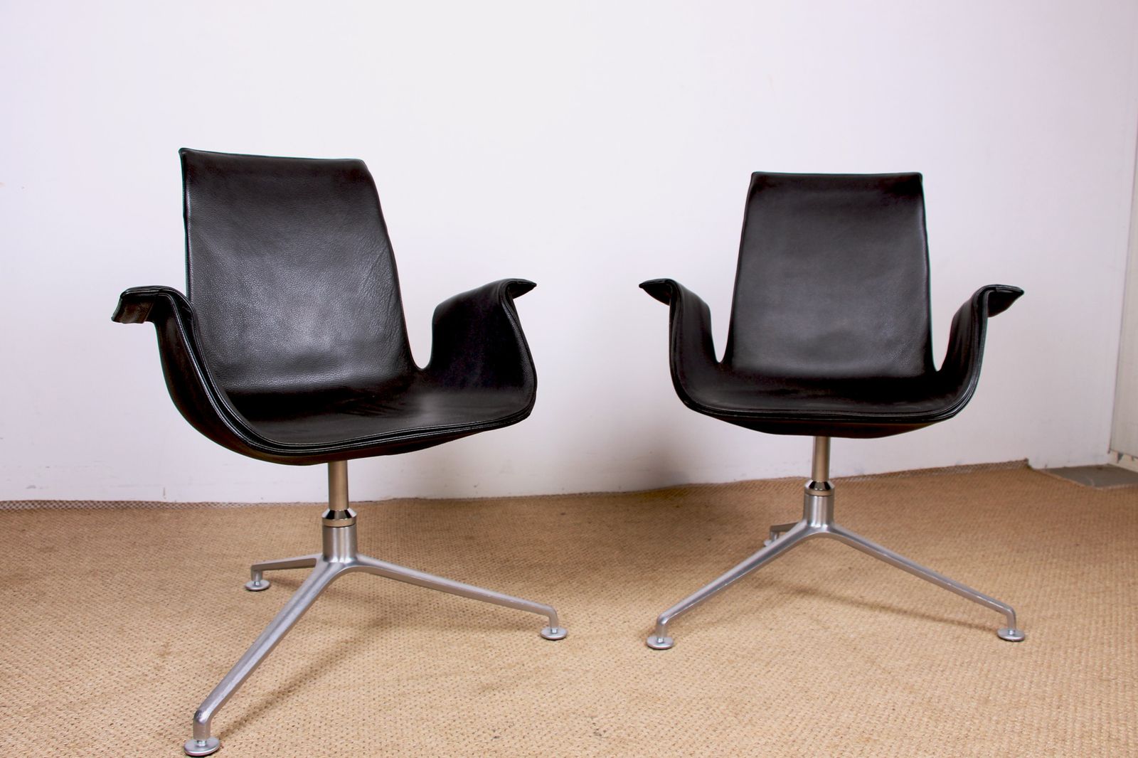 Pair Of Danish Armchairs In Black Leather And Chromed Steel, Model Fk 6725 Or “Tulip Chair” By Preben Fabricius And Jørgen Kastholm For Walter Knoll