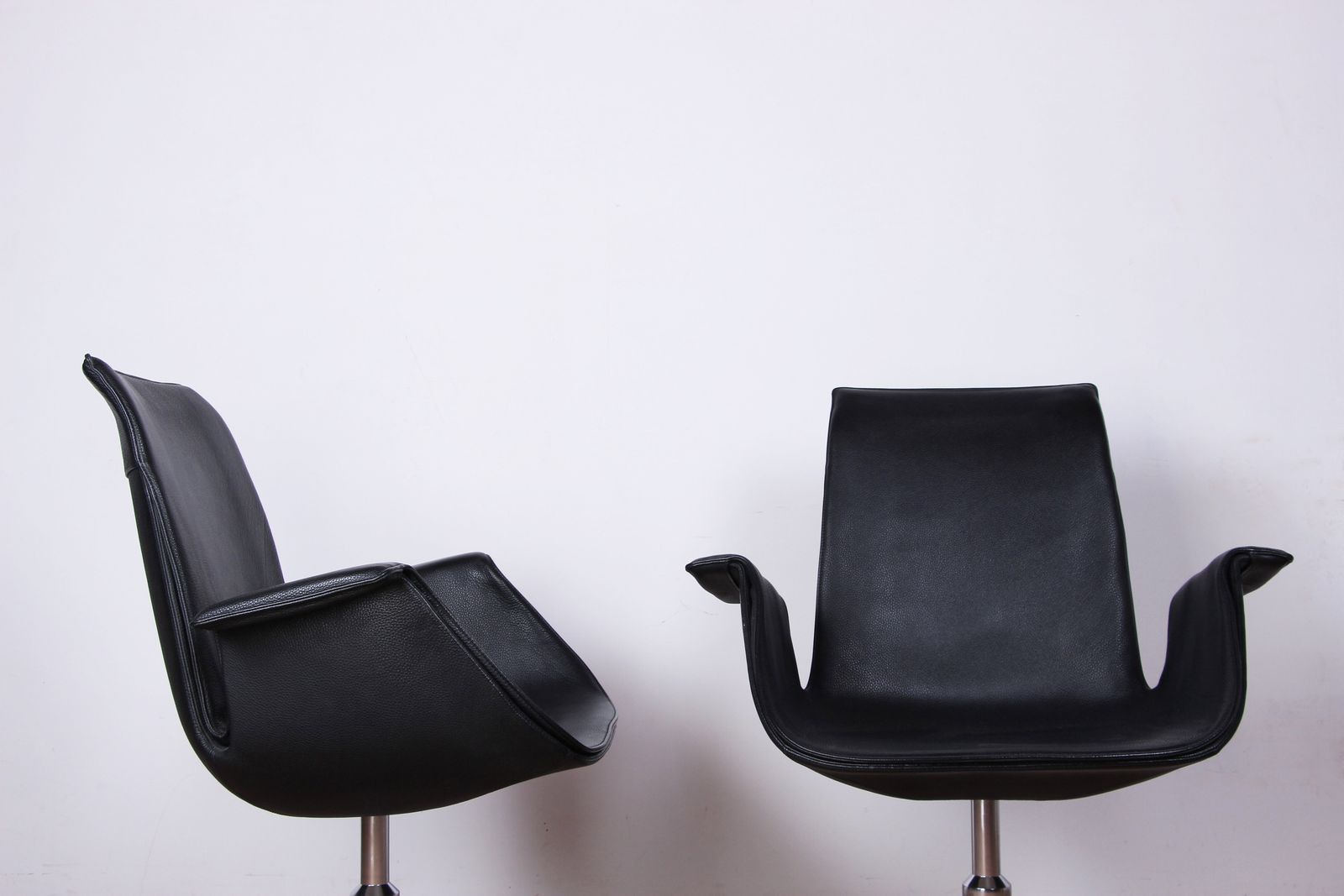 Pair Of Danish Armchairs In Black Leather And Chromed Steel, Model Fk 6725 Or “Tulip Chair” By Preben Fabricius And Jørgen Kastholm For Walter Knoll photo vinterior