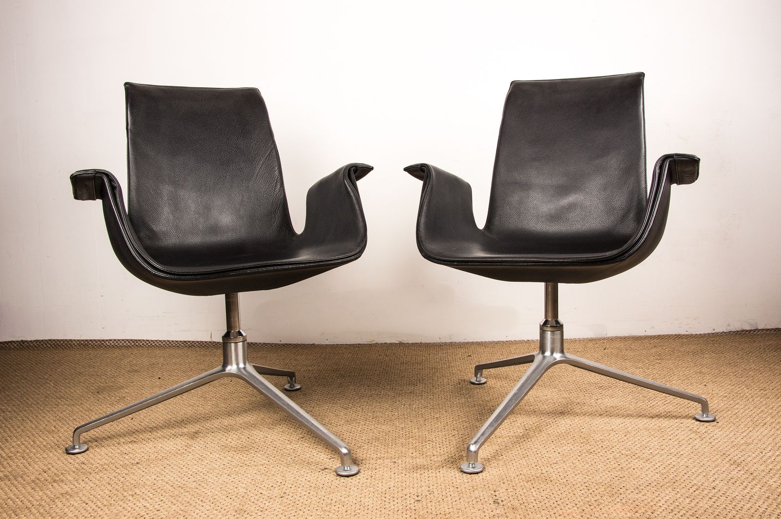 photo for sale Pair Of Danish Armchairs In Black Leather And Chromed Steel, Model Fk 6725 Or “Tulip Chair” By Preben Fabricius And Jørgen Kastholm For Walter Knoll