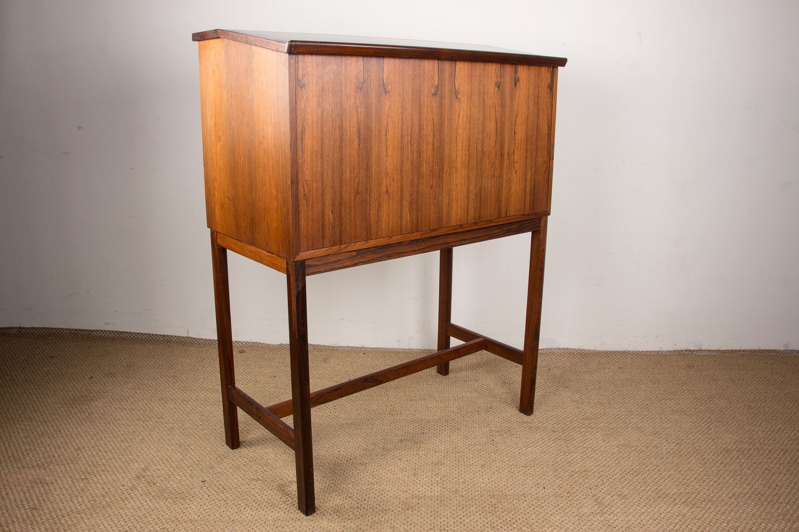 photo buy Scriban servant de bar et de secrétaire en palissandre et Formica, par Hans Olsen pour Cs Mobler, 1960