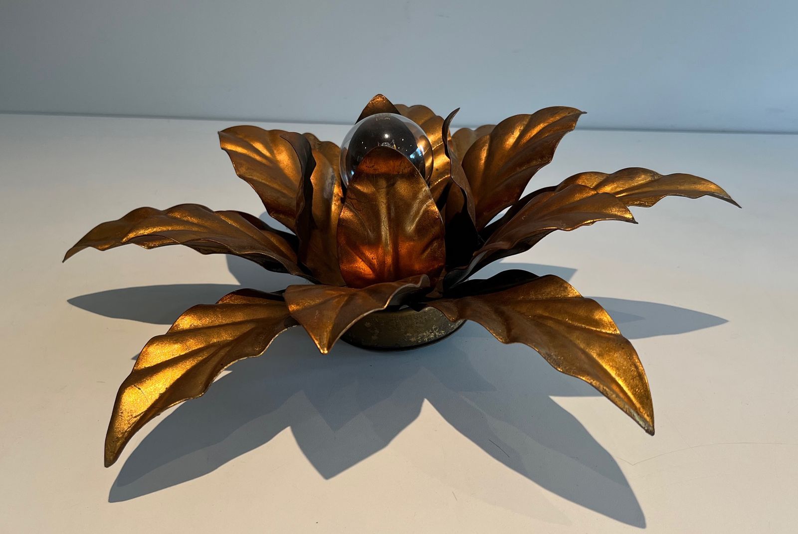 Flower Wall Lamp In Gold Metal In The Style Of Maison Jansen photo 580.0