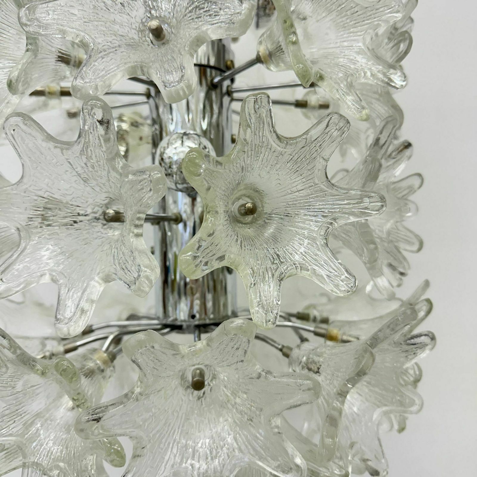 Spectacular Murano Glass Flower Chandelier By Venini For Veart, Italy 1970s photo vinterior
