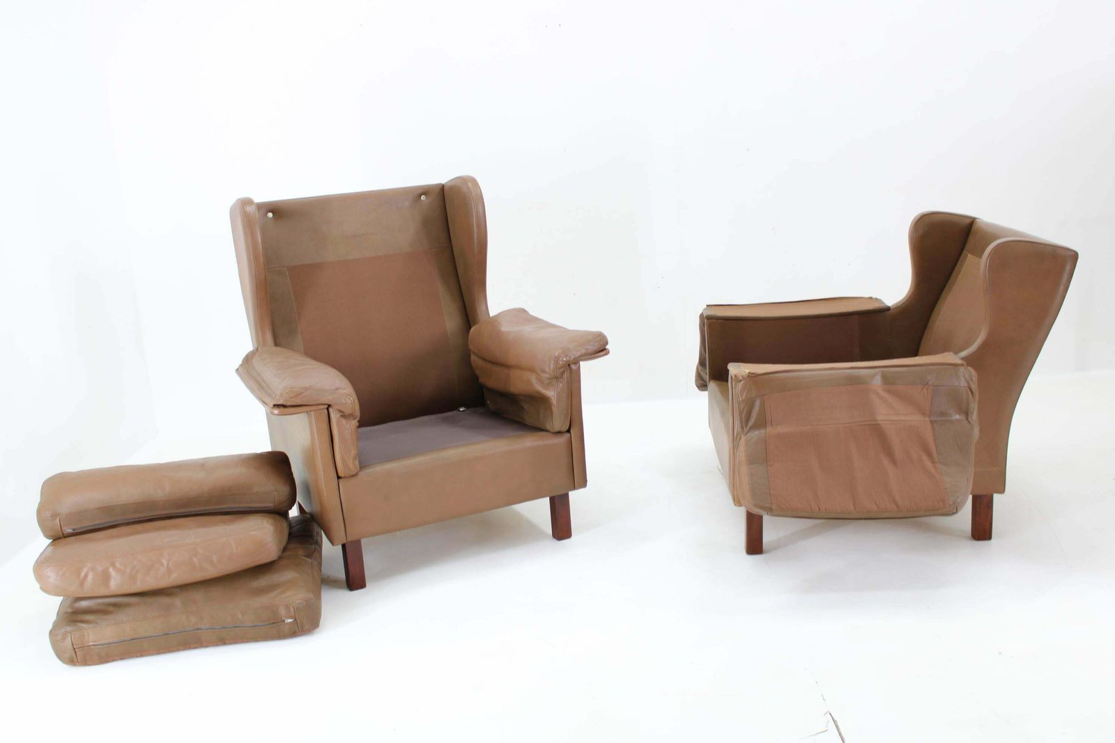 1970s Pair Of Brown Leather Armchairs, Denmark photo vintage