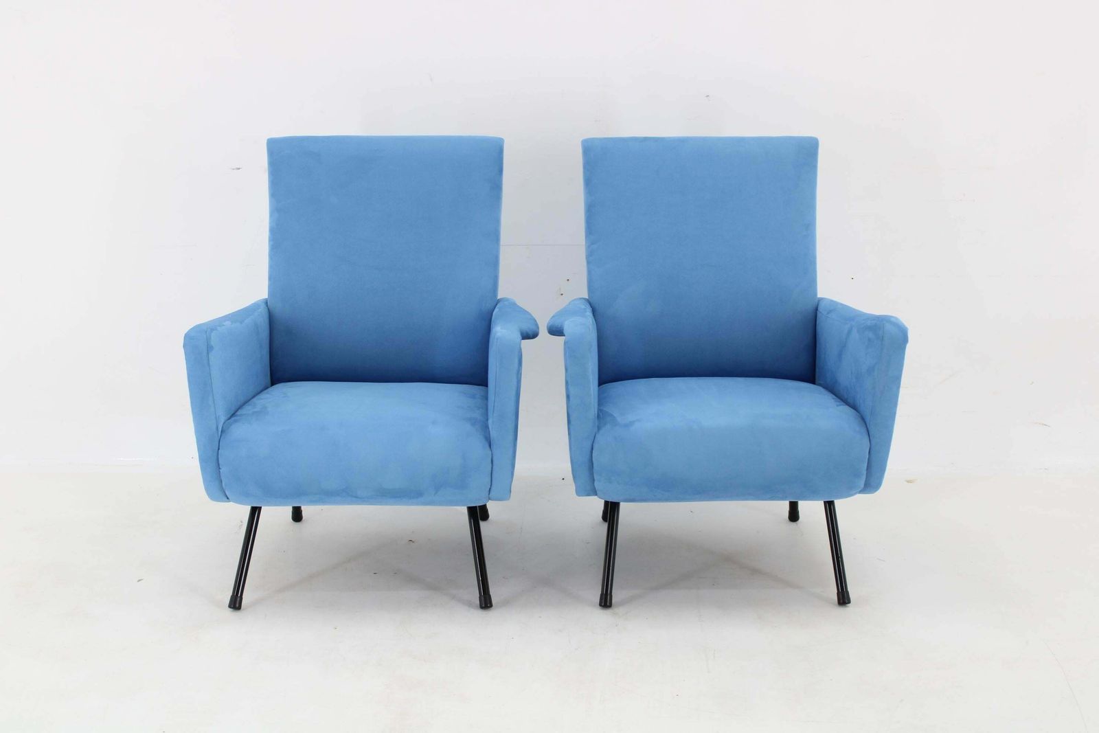 1960s Pair Of Restored Italian Armchairs photo furniture