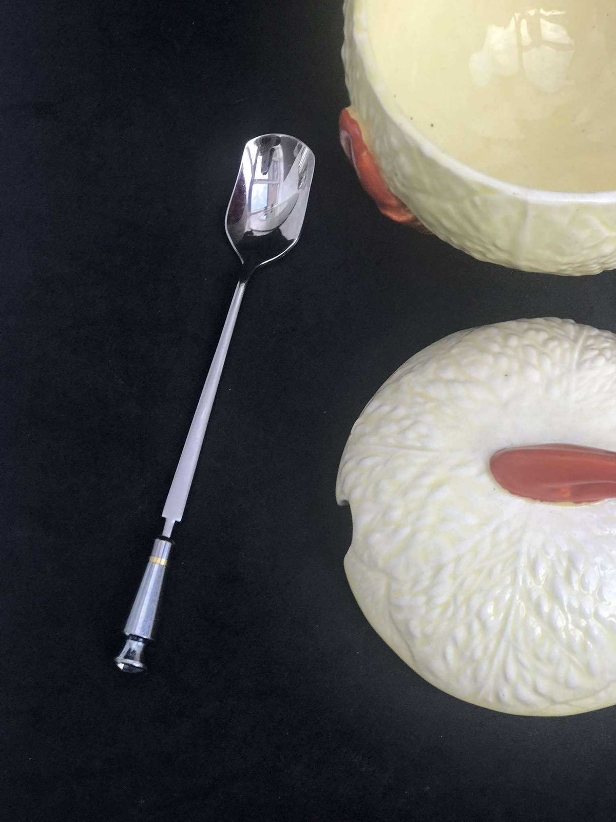 Serving Bowl Vintage Crown Devon Yellow Lobster Yellow Plate With Lid , Round Dish Crown Devon China Art Deco Circa 1920s Mustard Jam Sauces photo 138.0