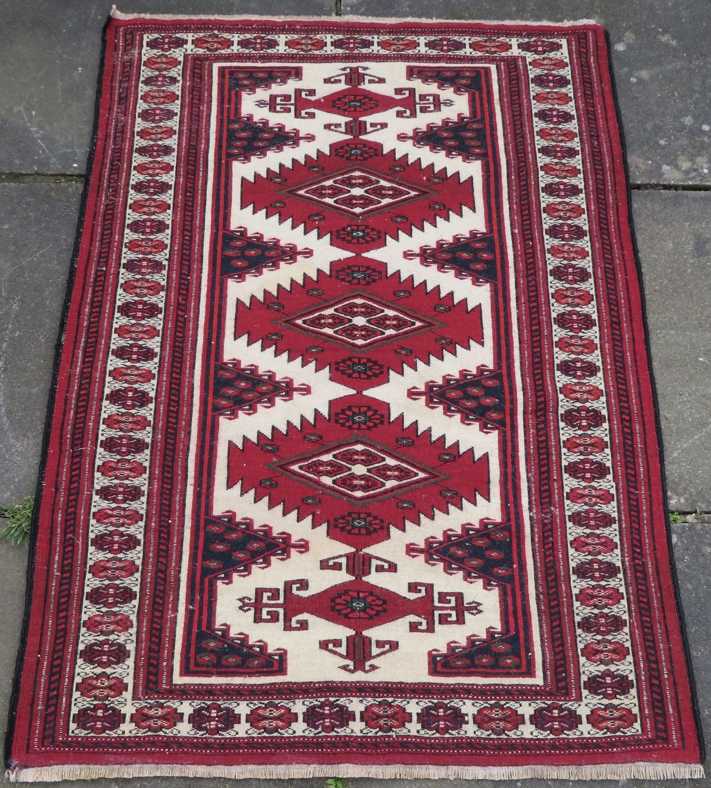 photo vinterior Antique Turkmen Afghan Kizil Ayak Rug. Turkmenistan Or North Afghanistan.Early 20th Century. 133cm X 98cm.
