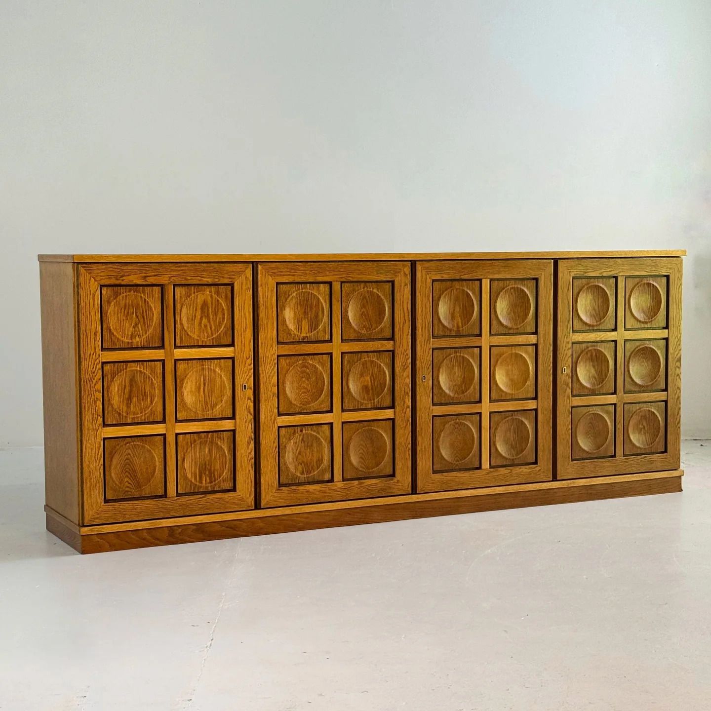 Naturel Eiken Brutalist Dressoir photo for sale