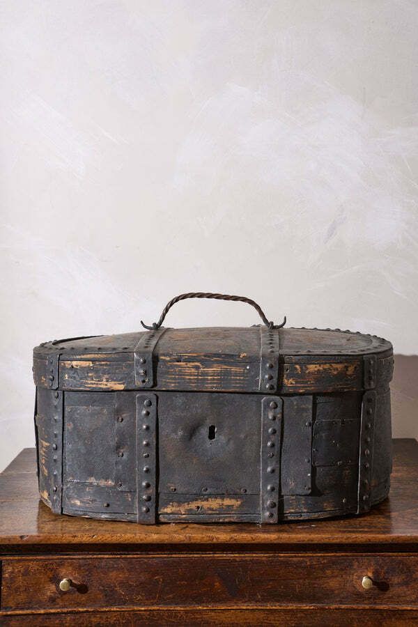 18th Century Swedish Folk Art Marriage Box   Dark