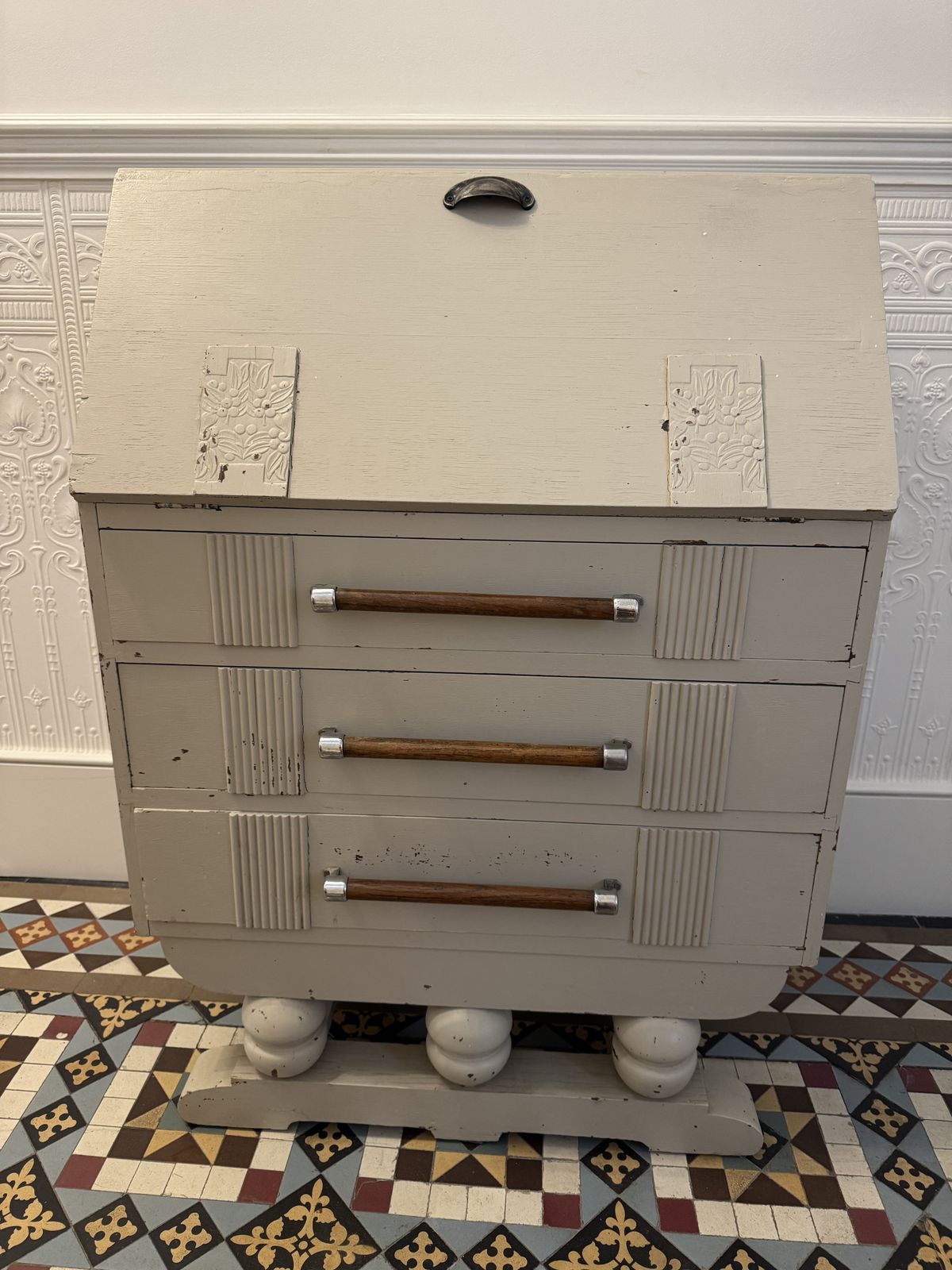 Charming Art Nouveau Style Dresser Desk Bureau