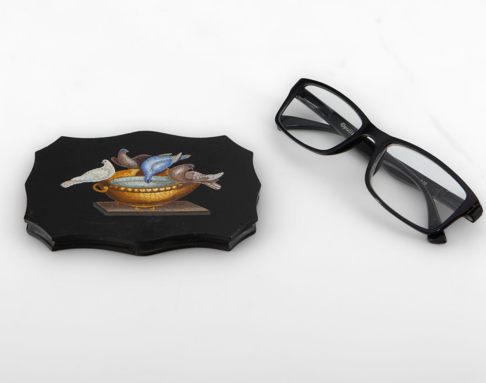 photo for sale 19th Century Italian Micro Mosaic Grand Tour Paperweight The Doves Of Pliny