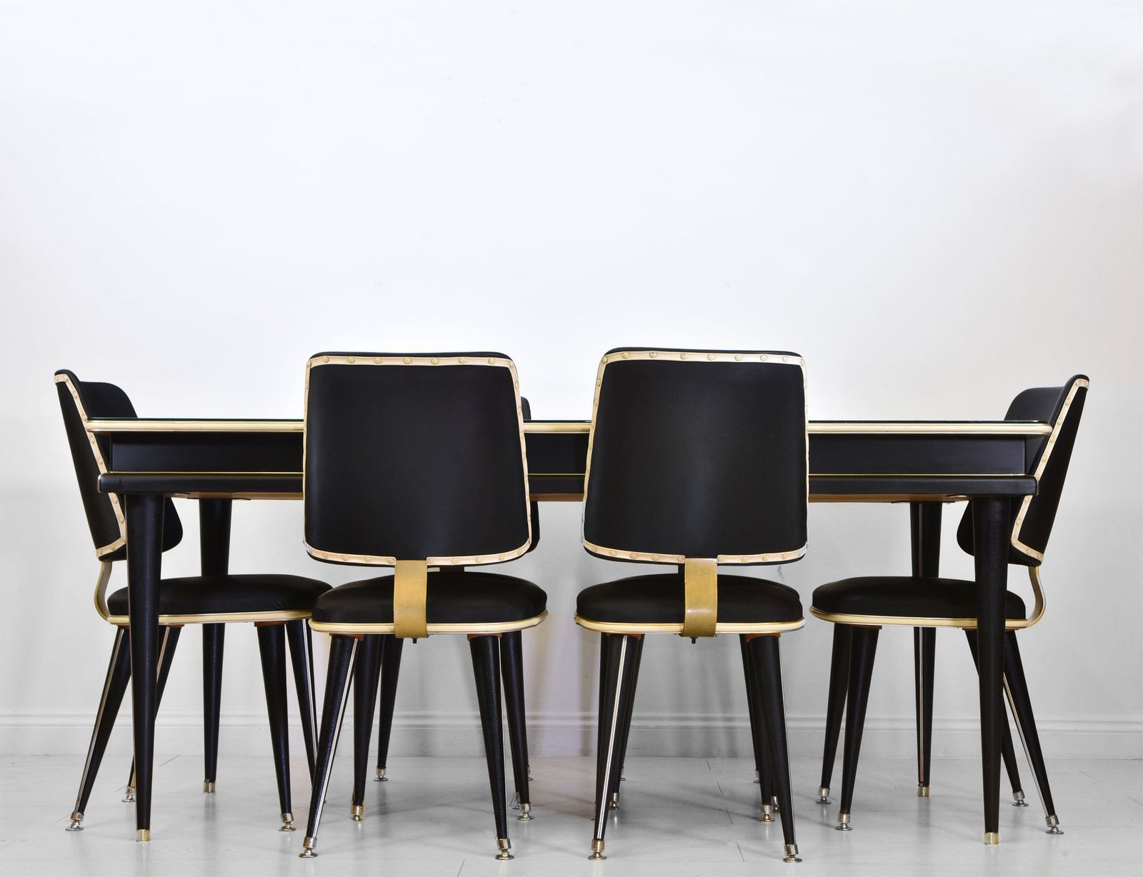 Umberto Mascagni Chinoiserie Mid Century Dining Table & Six Chairs photo furniture
