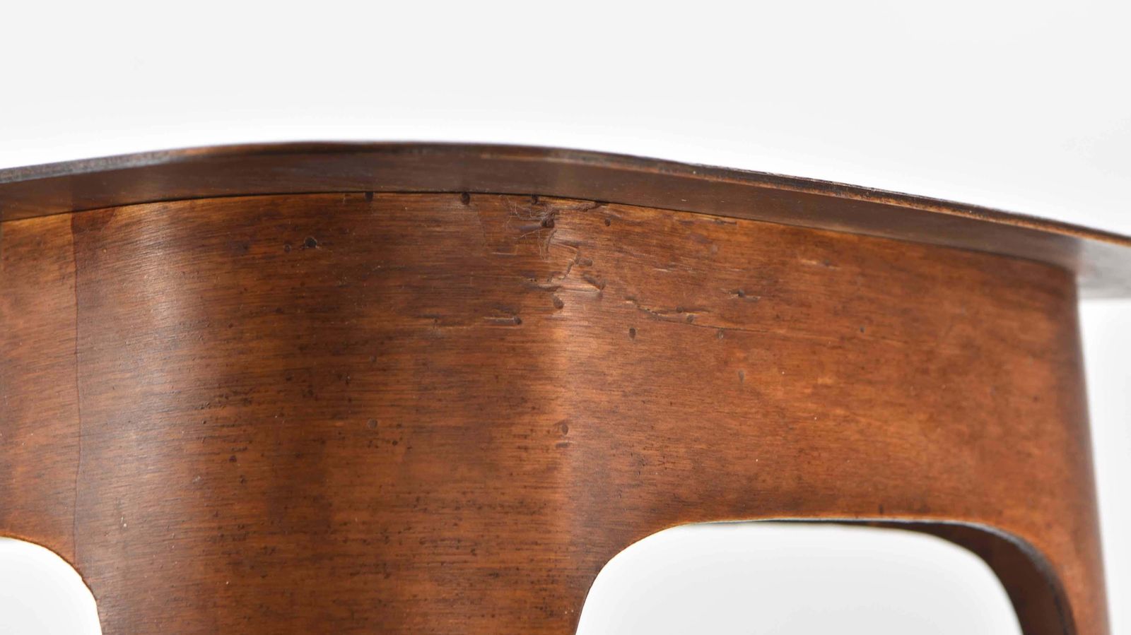 photo furniture Isokon Plywood Stool Venesta Iconic 1930s Modernism