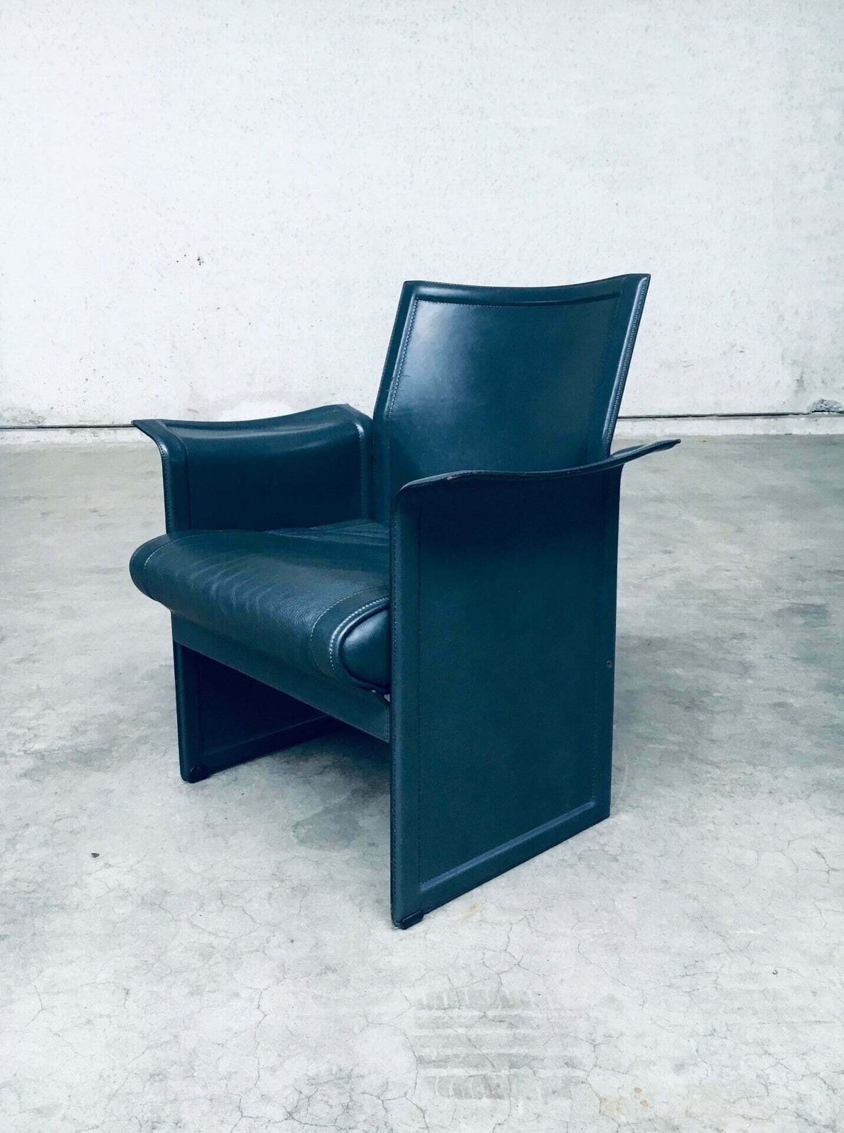 Postmodern Design Korium Km1 Leather Armchair By Tito Agnoli For Matteo Grassi, Italy 1980's