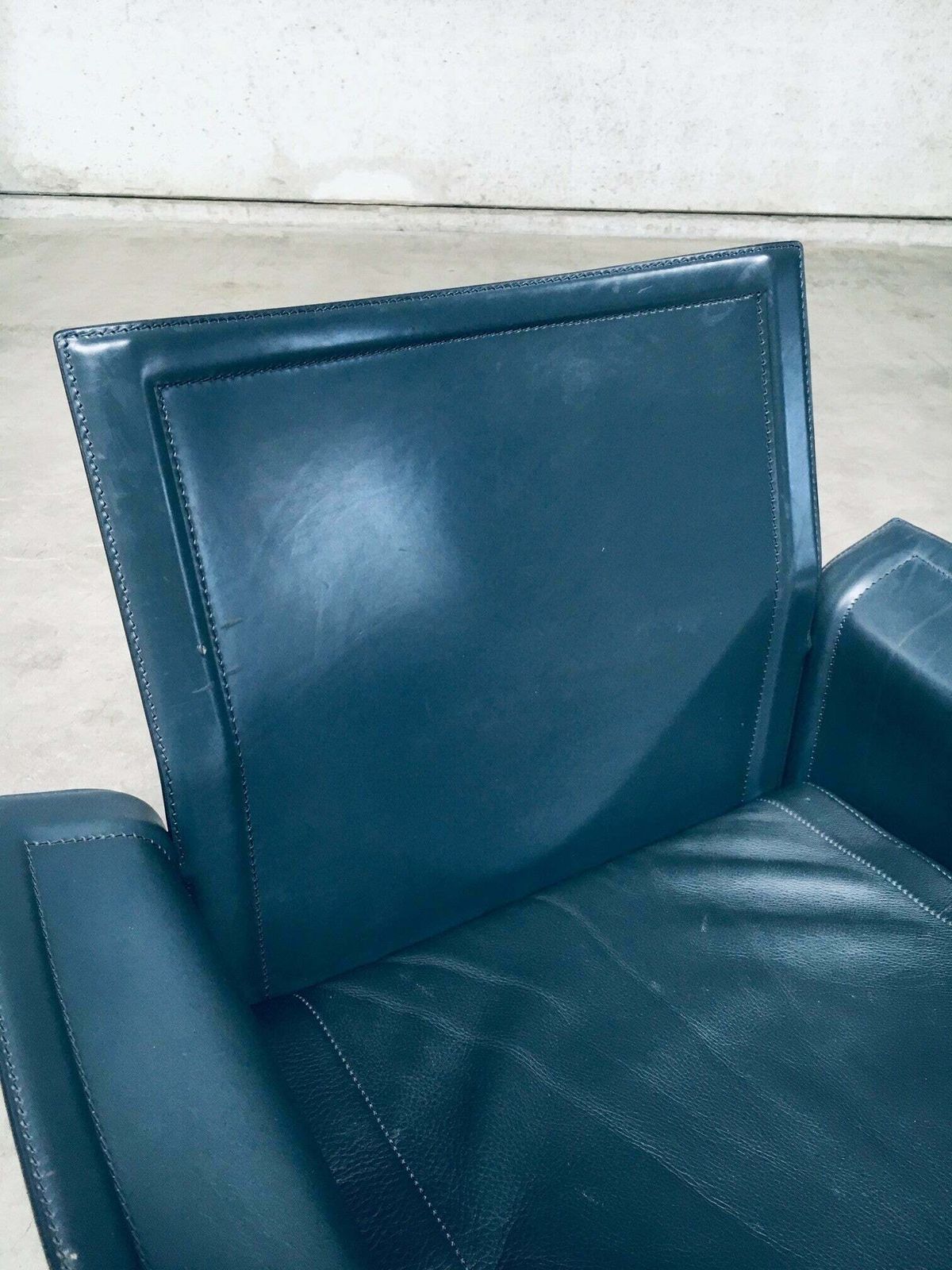 photo for sale Postmodern Design Korium Km1 Leather Armchair By Tito Agnoli For Matteo Grassi, Italy 1980's