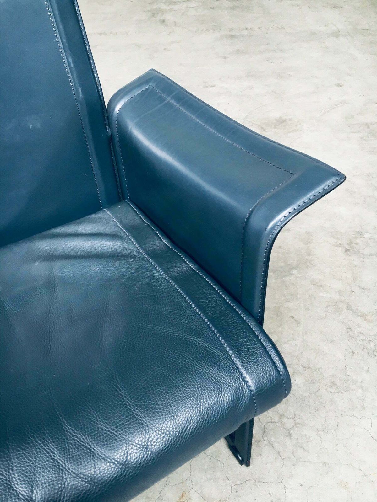 photo vinterior Postmodern Design Korium Km1 Leather Armchair By Tito Agnoli For Matteo Grassi, Italy 1980's