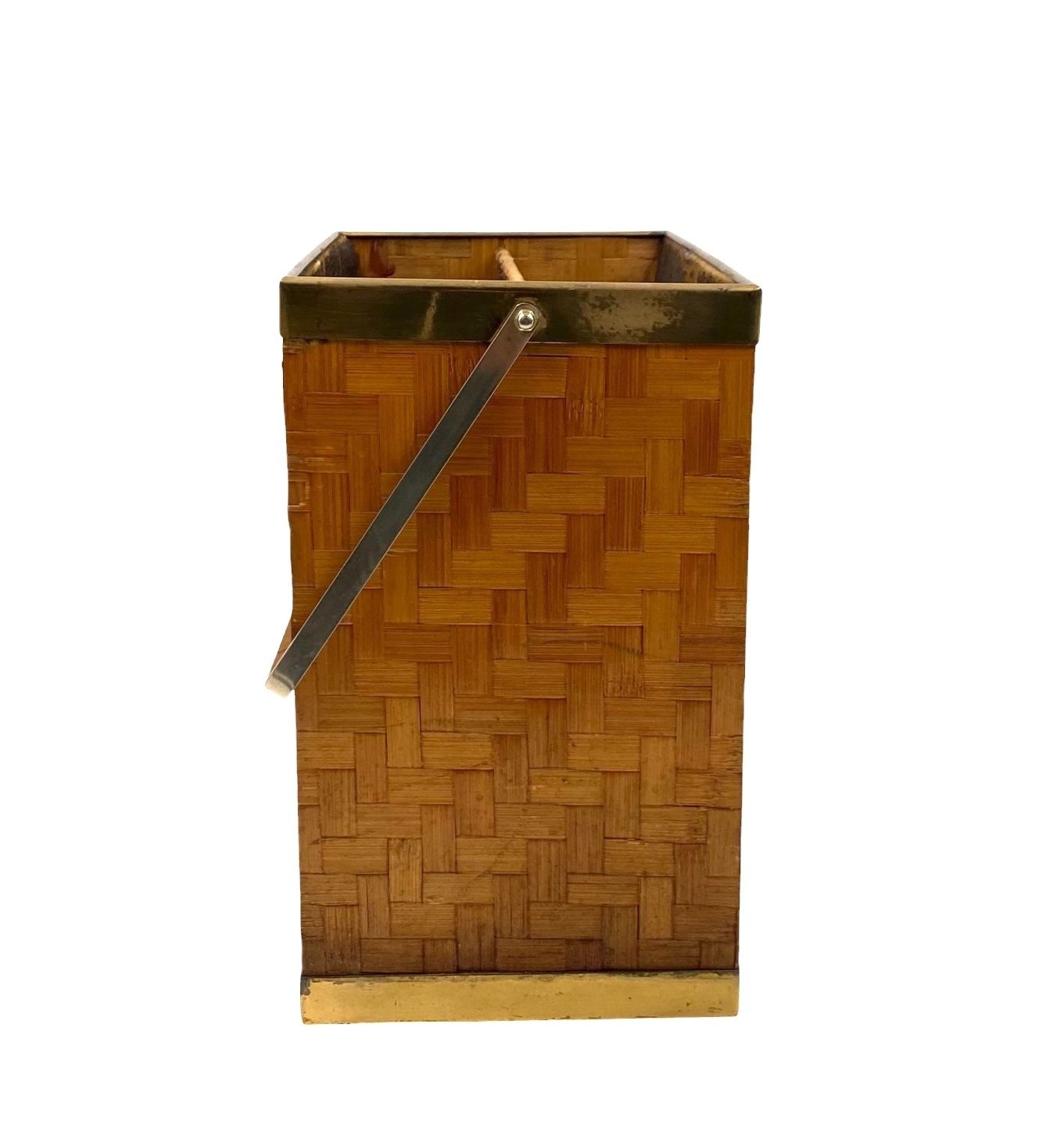 450.0 Hollywood Regency Brass And Woven Bamboo Magazine Rack, Metal Linea Nova Italy 1970 photo
