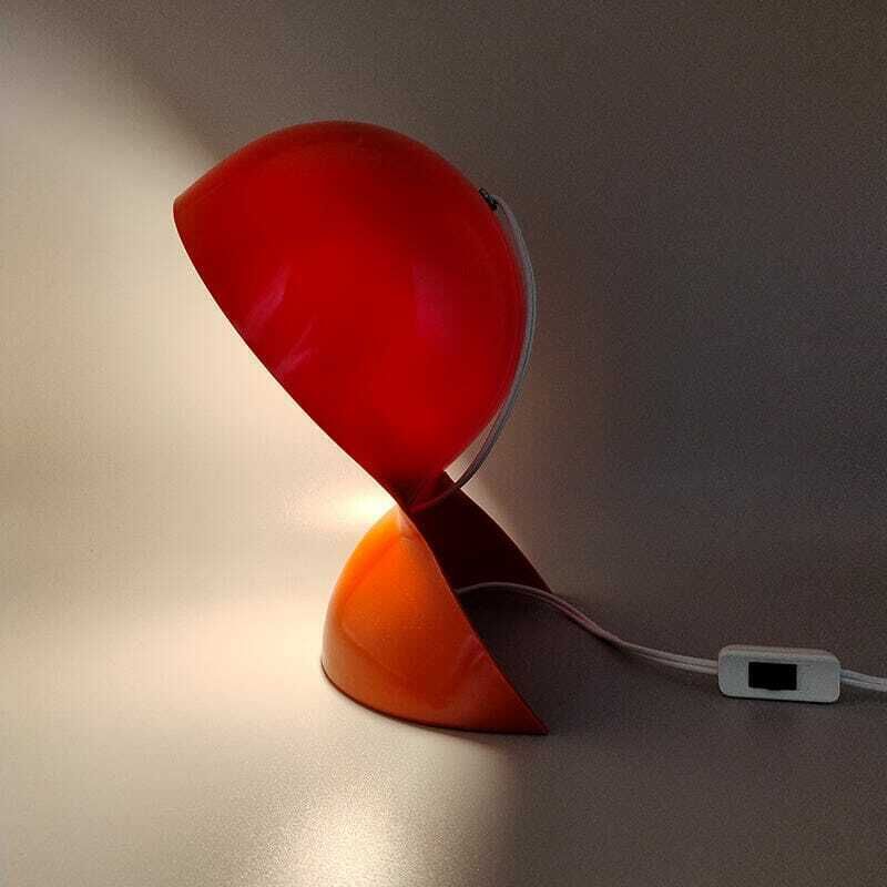 1960s Original Red Dalù Table Lamp By Vico Magistretti For Artemide (Not A Replica) photo vintage