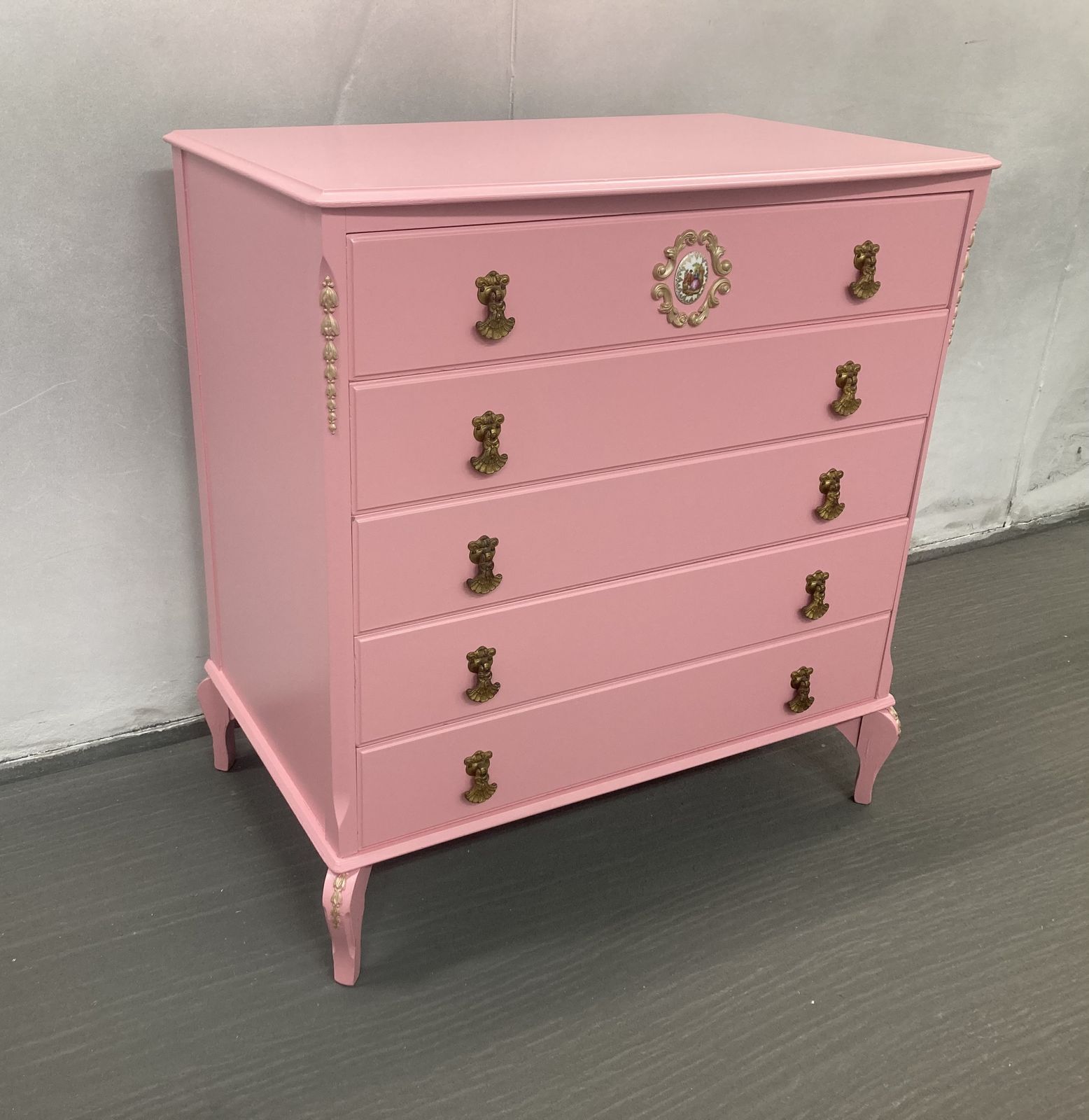Painted Chest Of Drawers Louis Style Drawers Pink Vintage French Style Drawers photo 400.0