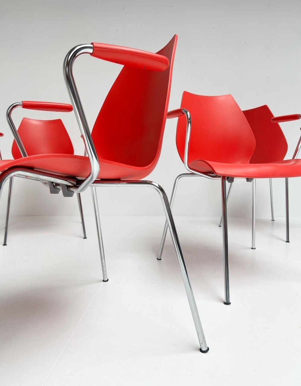 Set Of 4 Maui Kartell Chairs By Vico Magistretti, 1980s photo 499.0