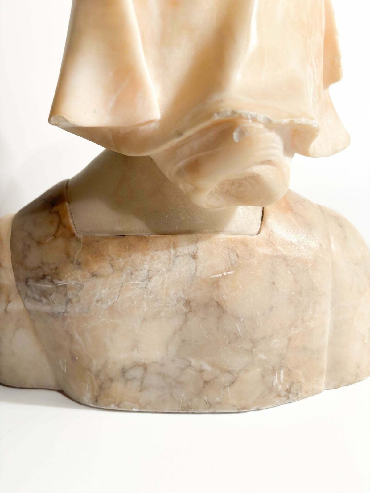 photo furniture Alabaster Bust Of Joan Of Arc Attributed To Giuseppe Bessi Early Twentieth Century