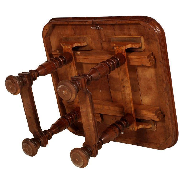 photo furniture 19th Century France Provencal Extendable Table Solid Oak, Restored, Wax Polished