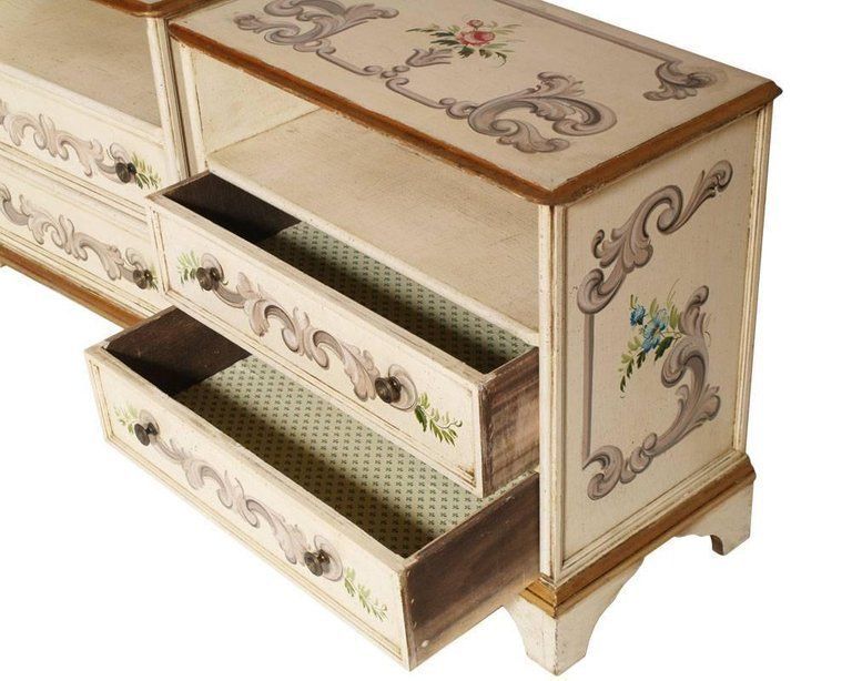 Venetian Mid Century Pair Of Hand Decorated And Laquered Nightstands photo 2059.64