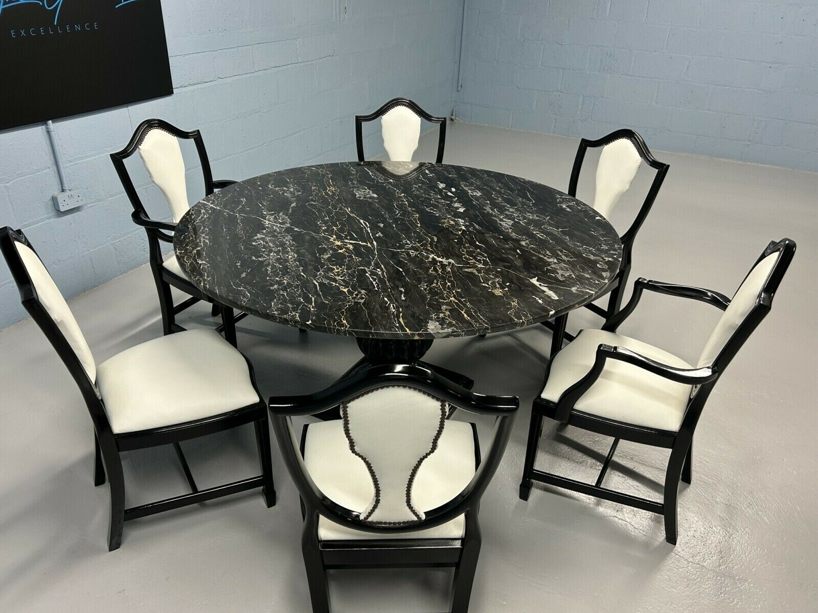 photo buy 6 Stunning Elite Prince Of Wales Style Designer F&B Pitch Black & Lily White Real Leather/Hide Dining Chairs.