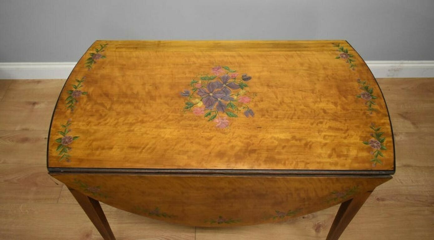 20th Century Edwardian Mahogany Hand Painted Satinwood Pembroke Table photo vinterior