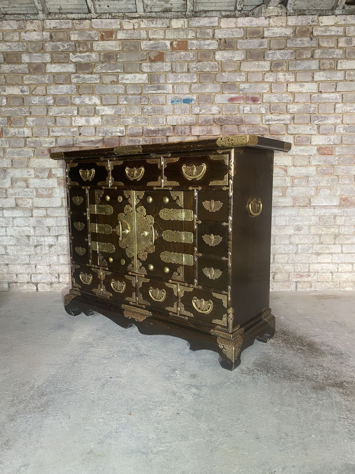 Large Korean Chest Or Morijang photo furniture