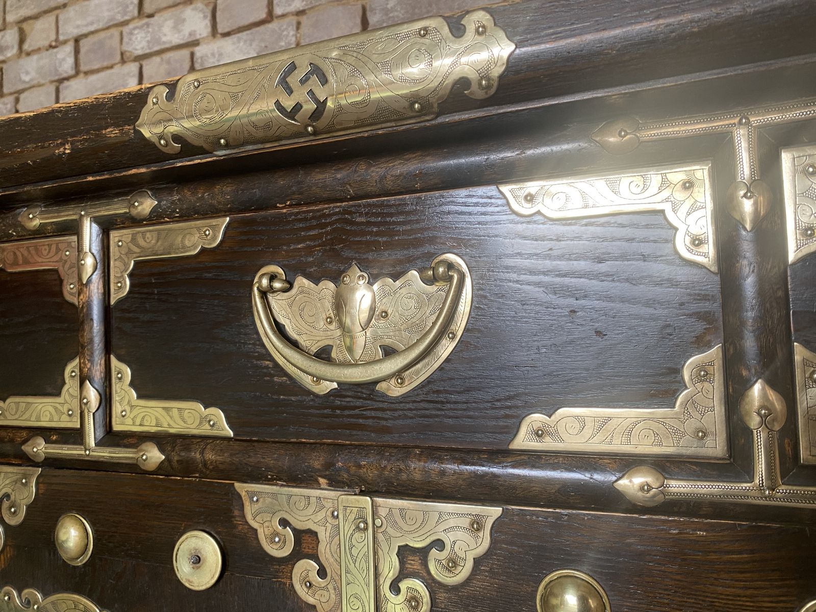Large Korean Chest Or Morijang photo vinterior