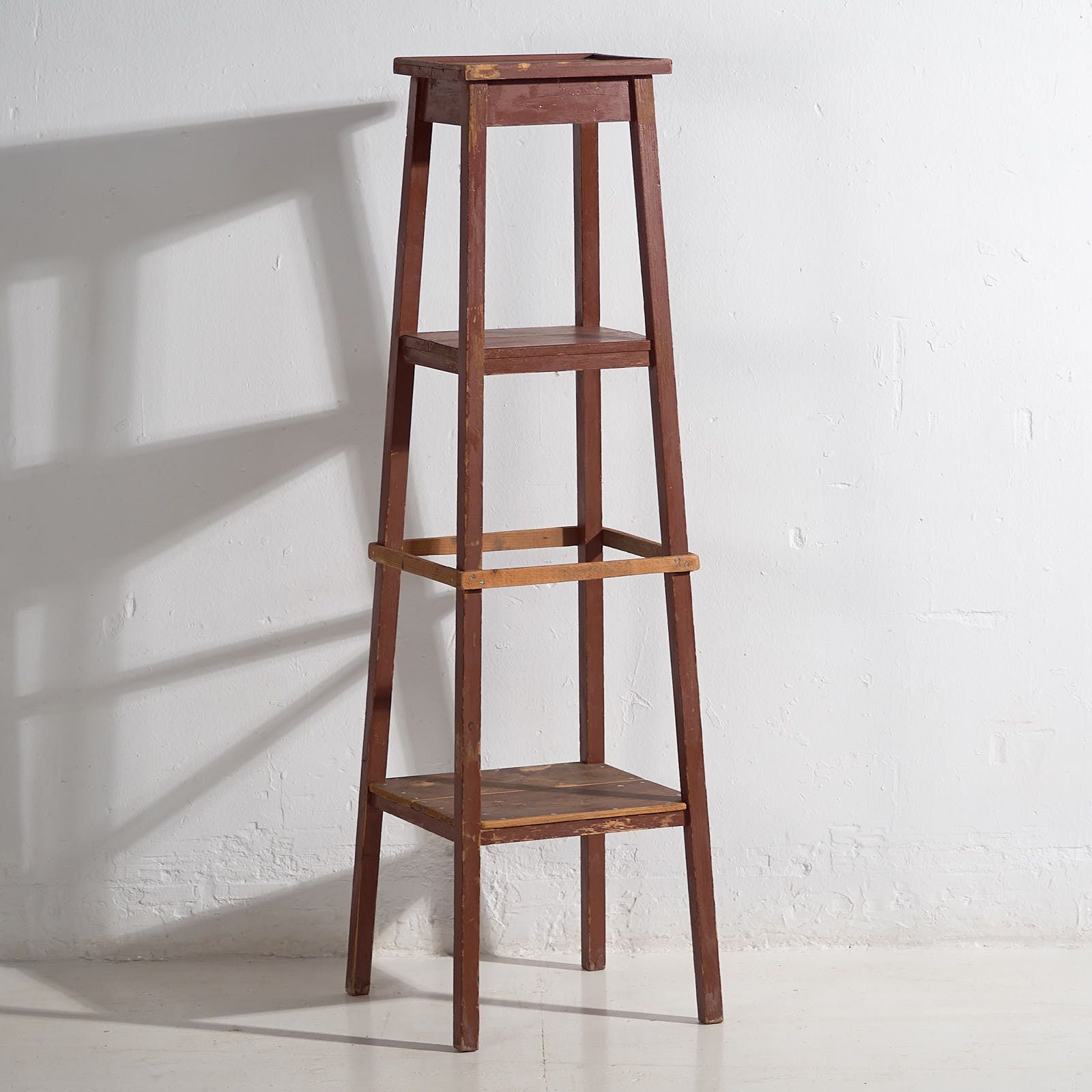 Garnet Red Antique Plant Stand (C.1920) photo furniture