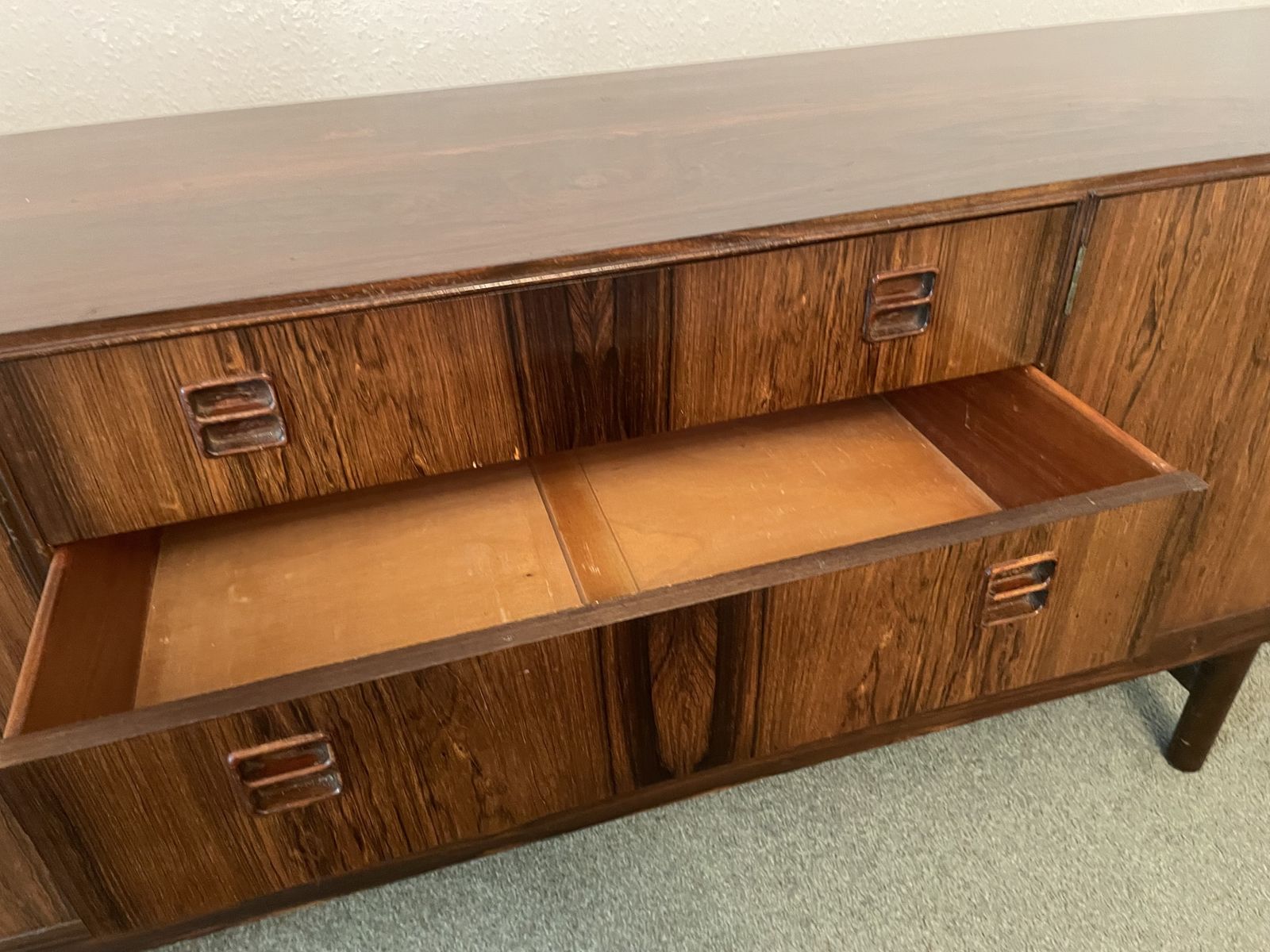 photo furniture Beithcraft Rare Rosewood Sideboard By Guille / Van Rossi Mid Century