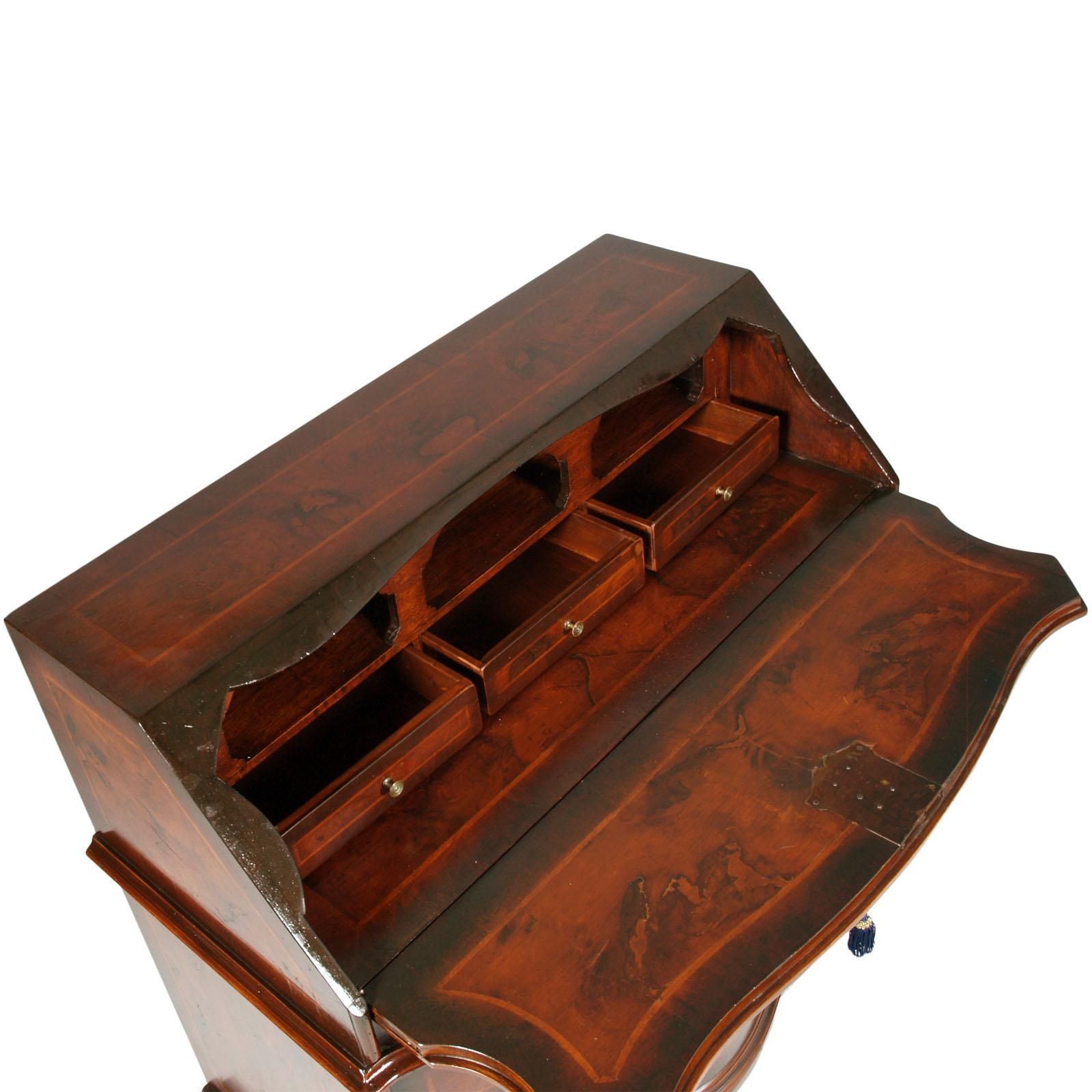 Early 20th Century Lombard Walnut Secretaire Burl Walnut Veneer & Threaded Maple photo for sale