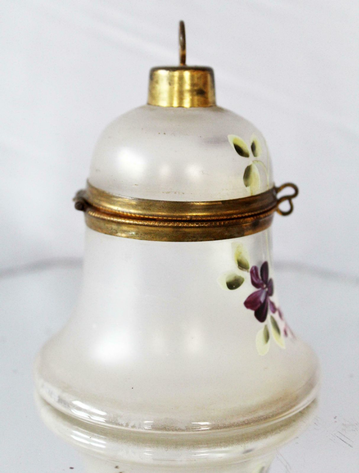 Antique Victorian Bell Shaped Glass Box, Enamelled Jewelry Box, Trinket Box, Hand Painted, Brass Gilt Hinged Top, Christmass Tree Decor photo vinterior